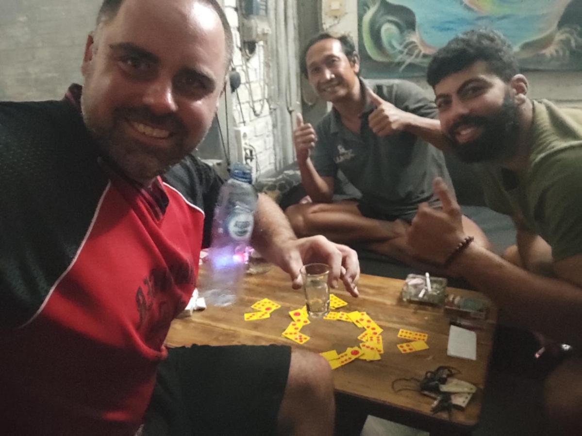 Lovina Apollo Hostel מראה חיצוני תמונה