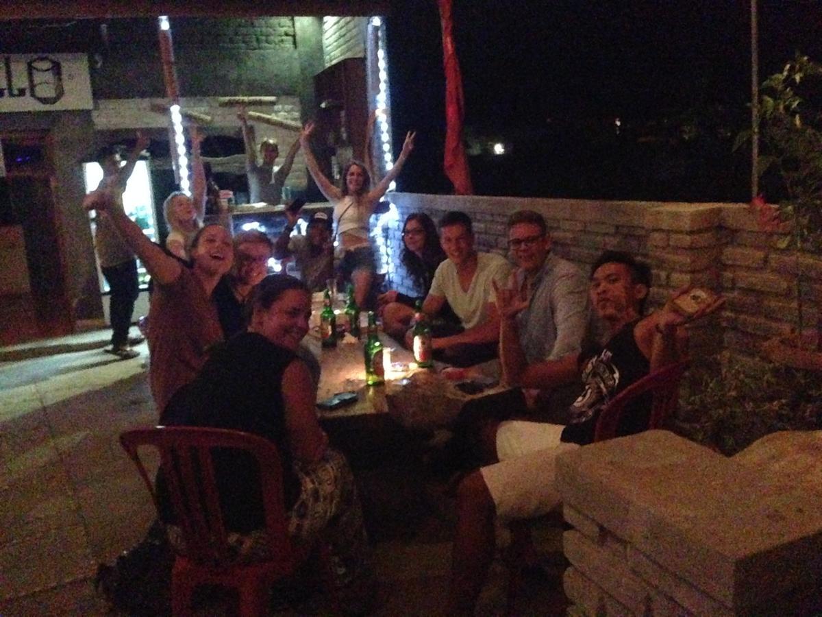 Lovina Apollo Hostel מראה חיצוני תמונה