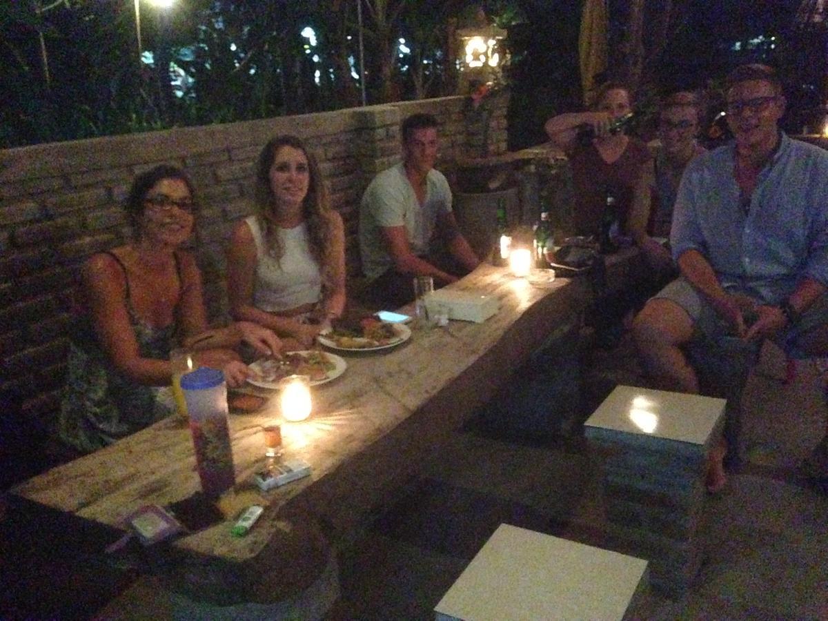Lovina Apollo Hostel מראה חיצוני תמונה