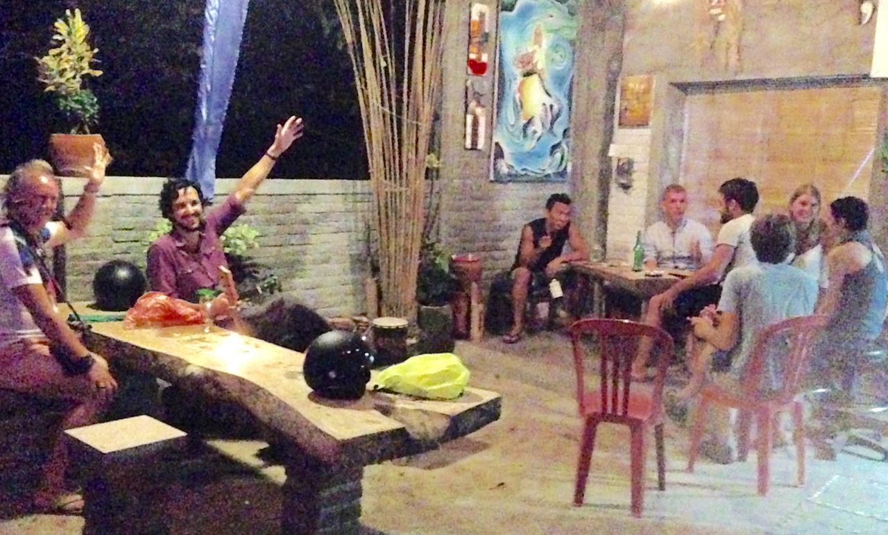 Lovina Apollo Hostel מראה חיצוני תמונה