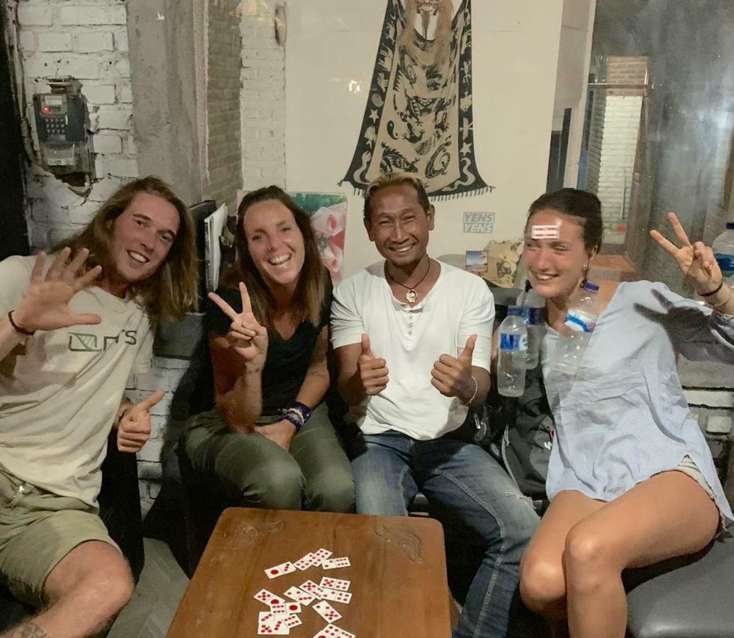 Lovina Apollo Hostel מראה חיצוני תמונה